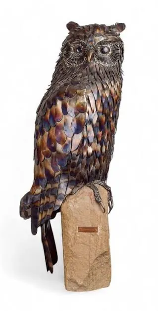 Tim Cotterill metal owl sculpture